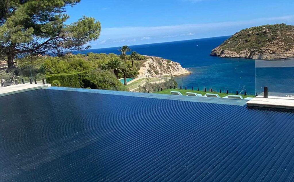 Infinity pool Cover